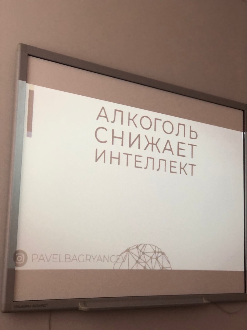 kQmNNBzMOS4.jpg